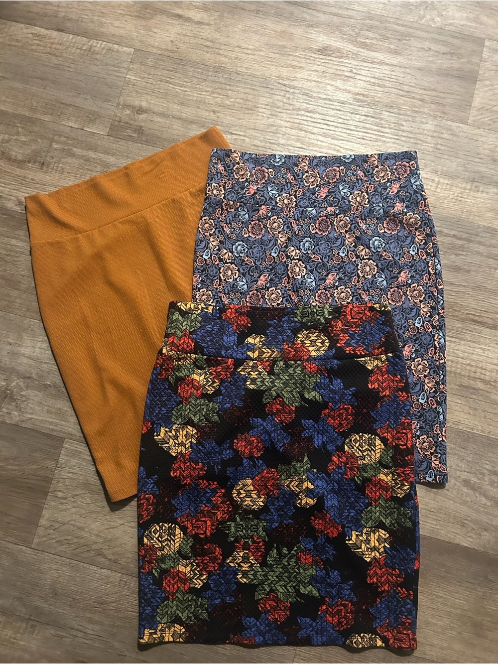 Lularoe skirts bundle